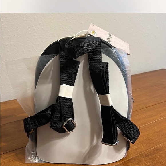 Jujutsu Kaisen Loungefly Funko Pop! Mini Backpack NWT - Picture 2 of 3